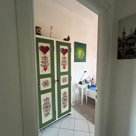 Appartamento Incantevole A Parma Exterior foto