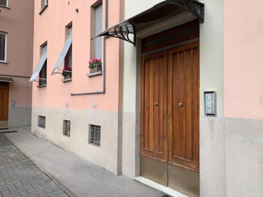 Appartamento Incantevole A Parma Exterior foto