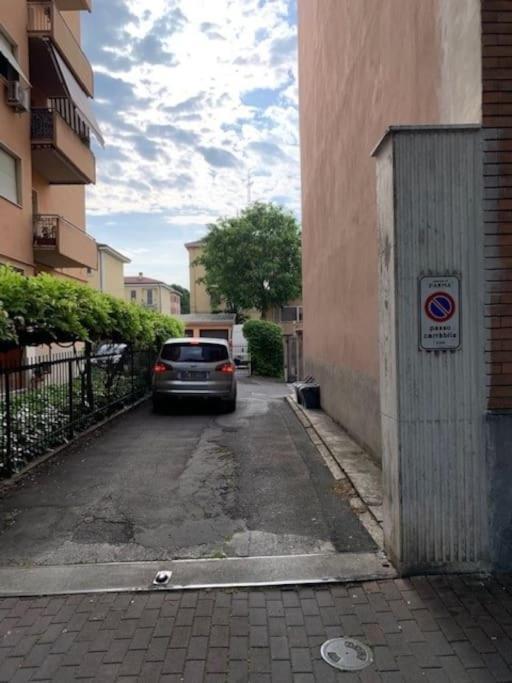 Appartamento Incantevole A Parma Exterior foto